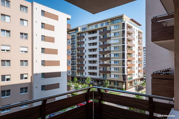 Apartament 4 · Coresi
